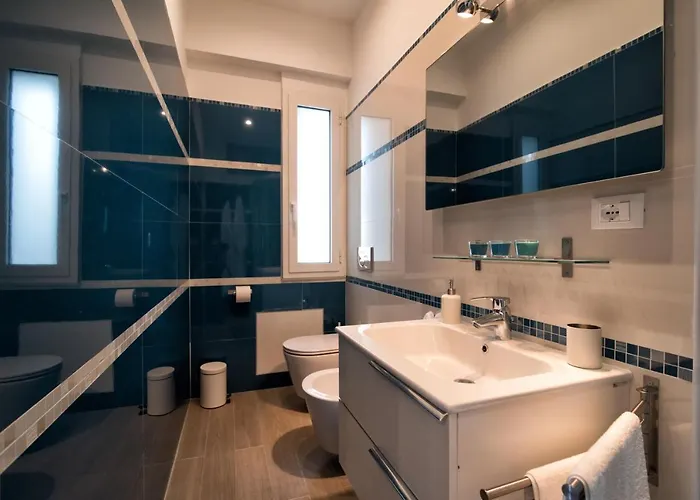 Apartment A Due Passi...